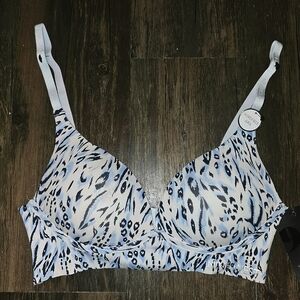 Nine West Intimates 34B Wirefree Printed T‑Shirt Bra NWT
